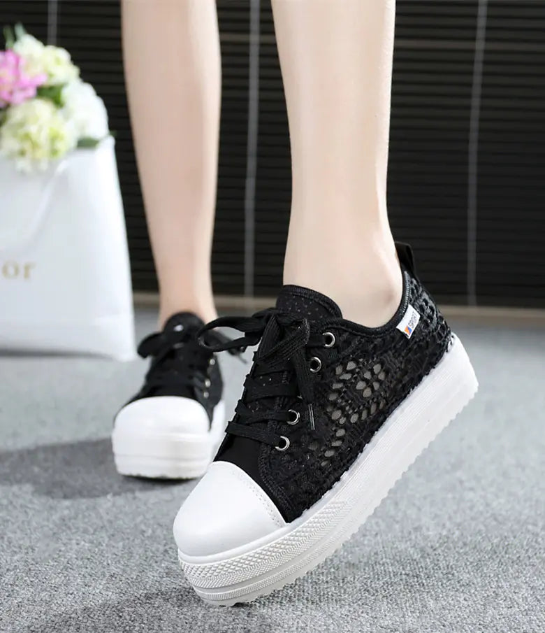 women's sneaker